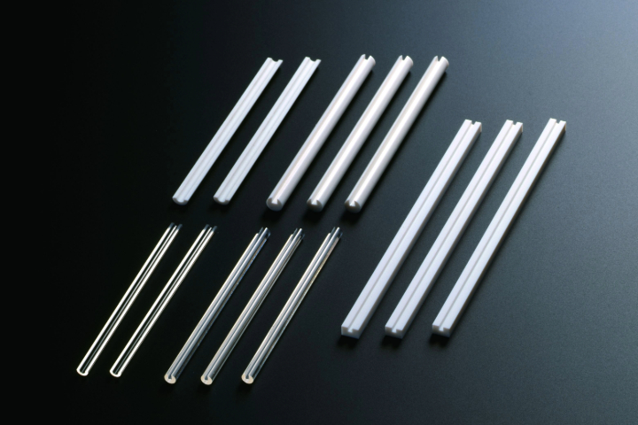 photo of coupler case and cover glass for fiber optics